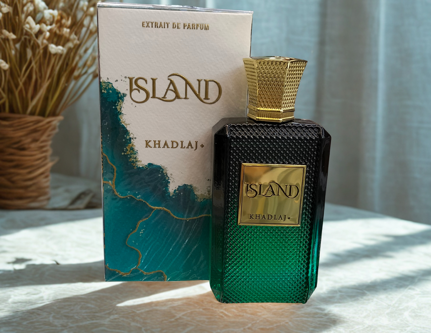 Island Khadlaj 100 ML , Extrait eau de perfume spray for unisex